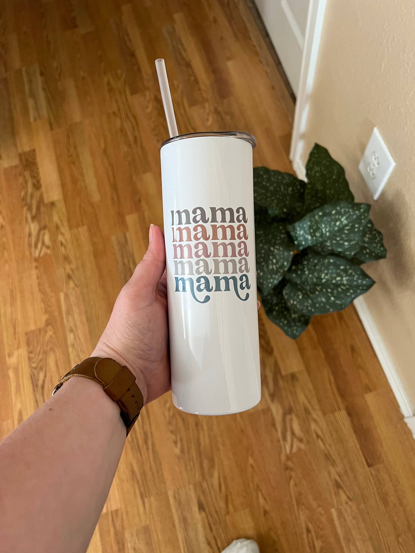 Retro MAMA Tumbler 20oz Skinny