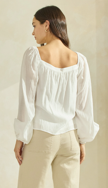 Heart Neck Top – Elegant Style | Threads Boutique