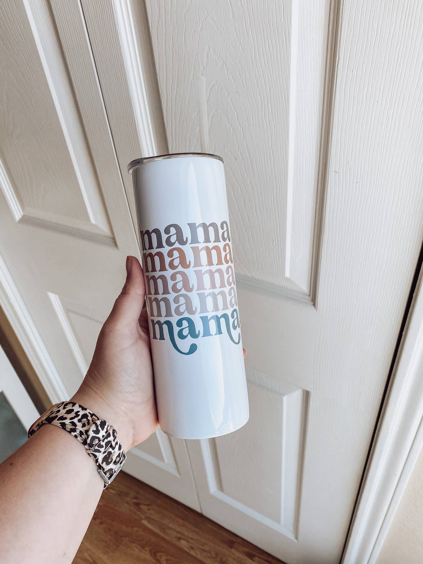 Retro MAMA Tumbler 20oz Skinny