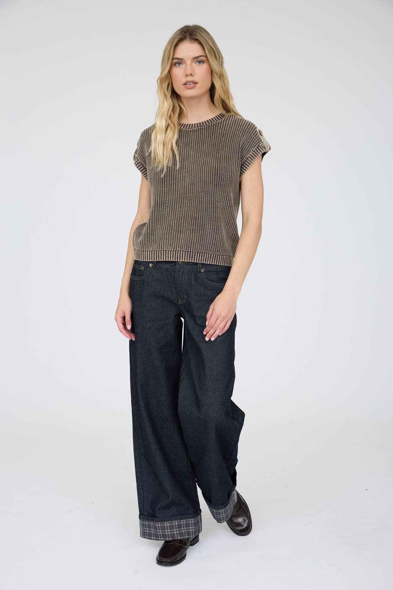 J.O.A - ACID WASHED TAB SLEEVE BACK BUTTON KNIT TOP