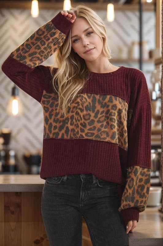 SOLID RIB AND ANIMAL TOP