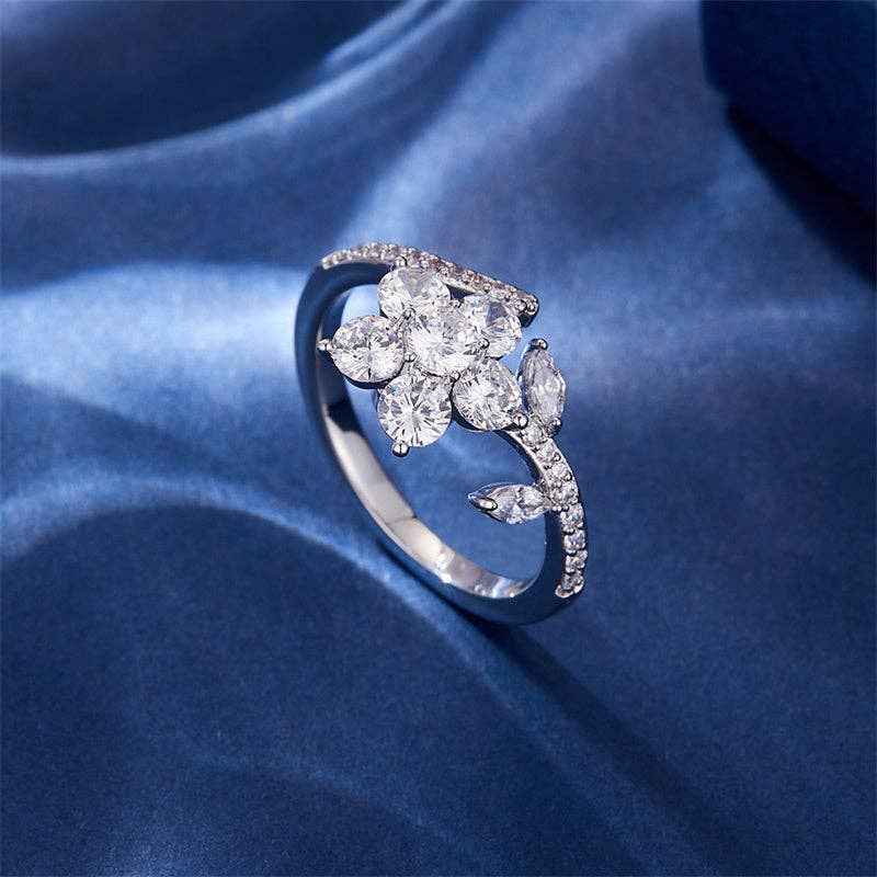 Perimade & Co. LLC - Dainty Flower Anxiety Fidget Spinner Ring in Solid Copper