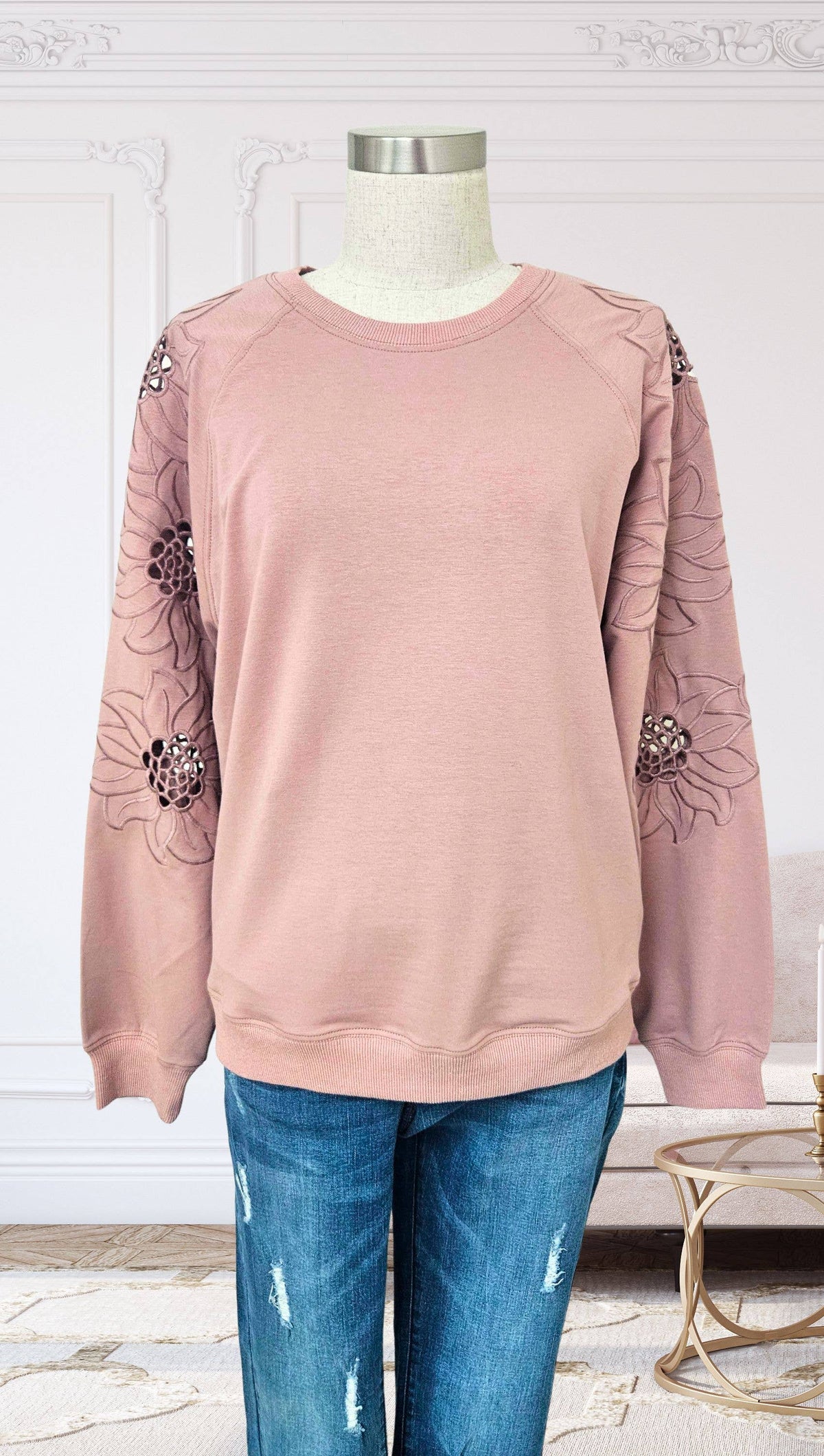 Embroidery Sleeve Top