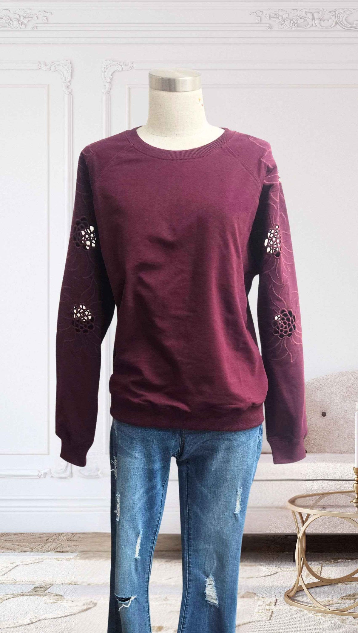 Knit Pullover With Embroidery Sleeve