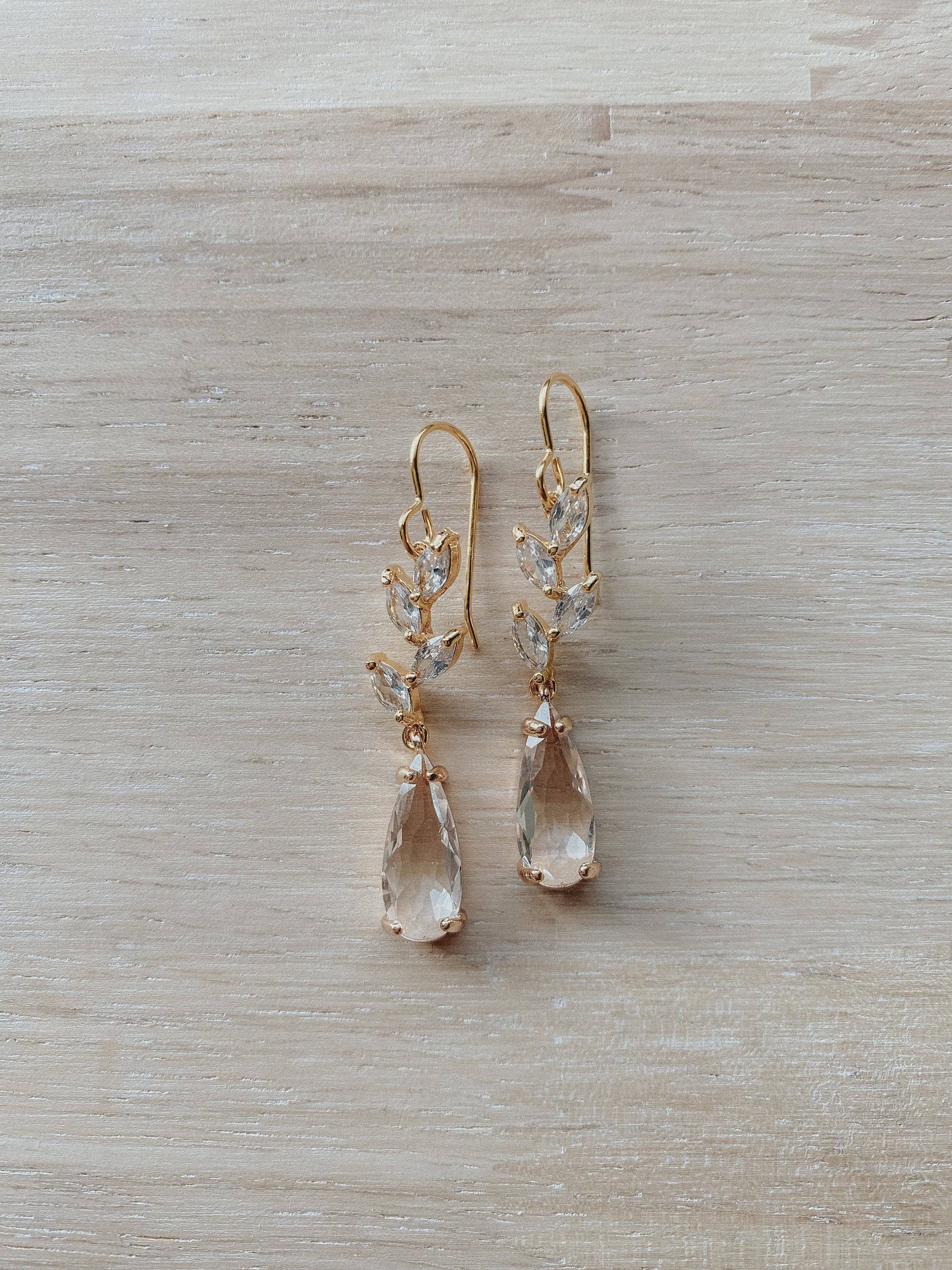 Willow Earrings - Gold Wedding Jewelry