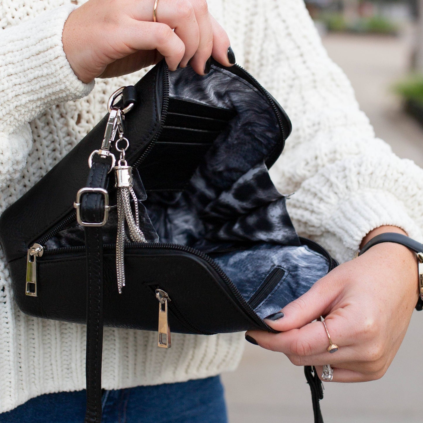 Kristen Crossbody