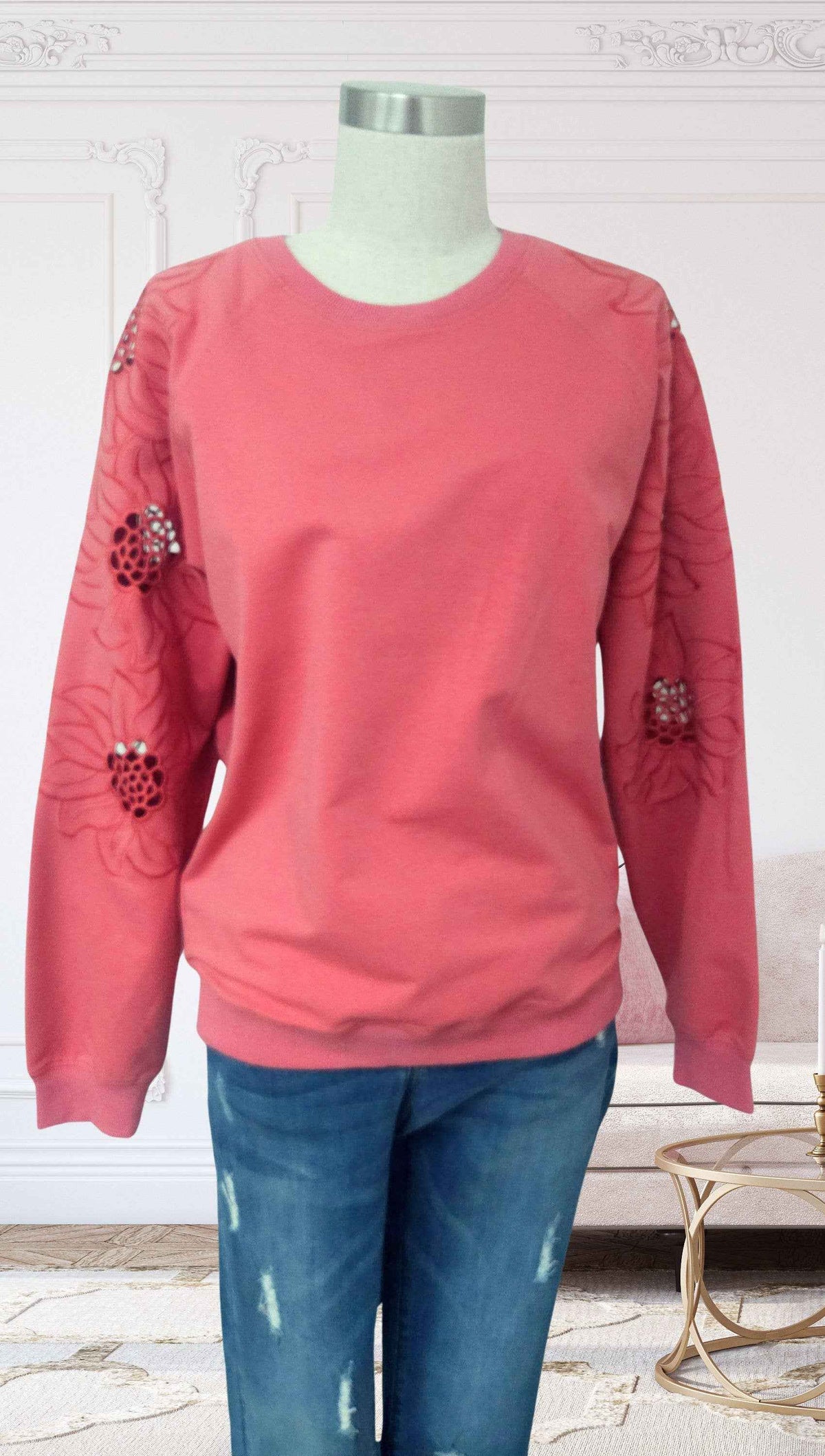 Knit Pullover With Embroidery Sleeve