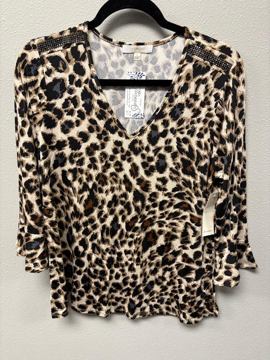 Jacie Leopard V Neck - Threads Boutique