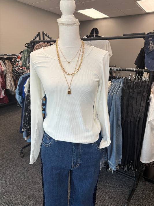 Long Sleeve Scoop Tee