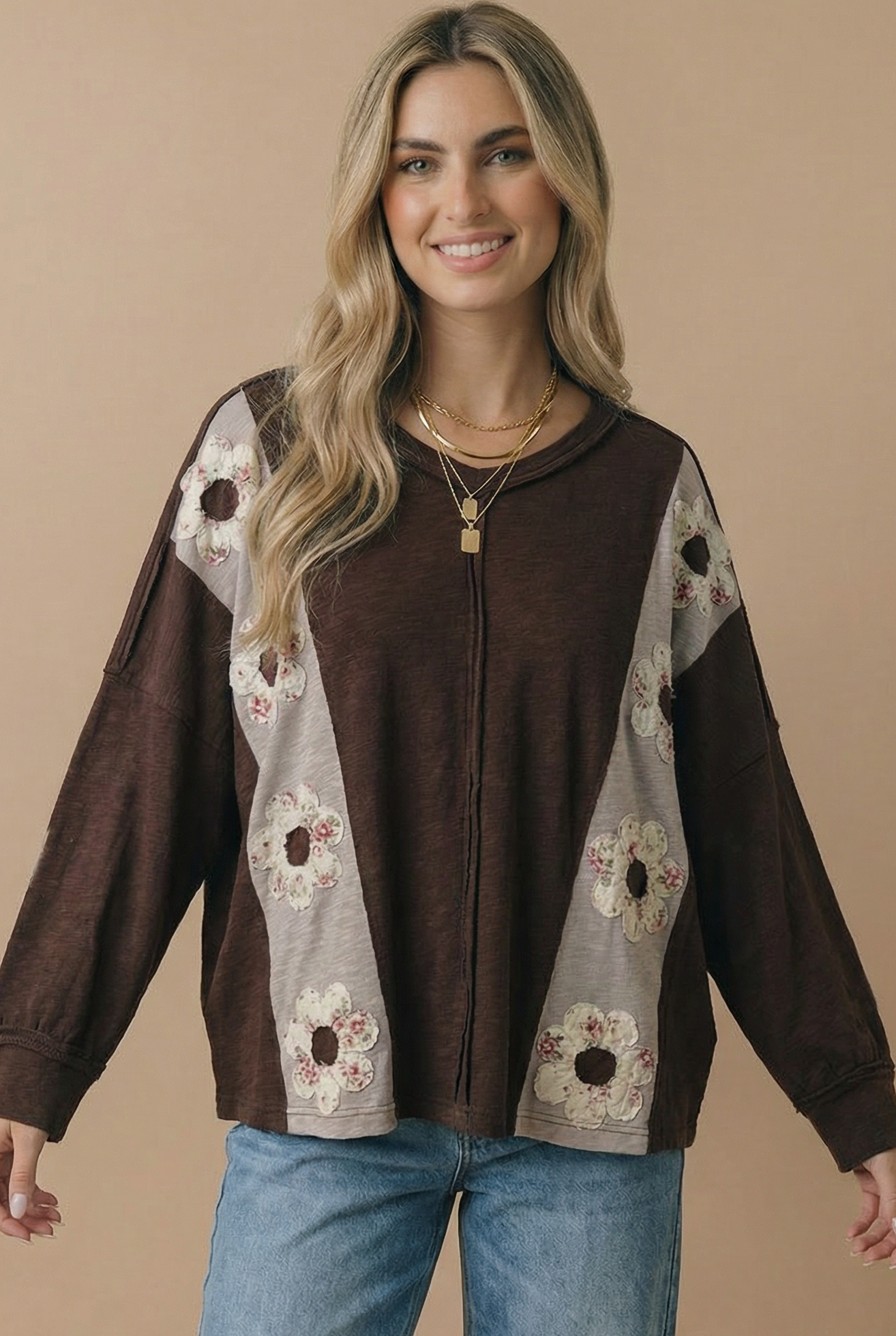 V Neck Flower Patches Slub Knit Top