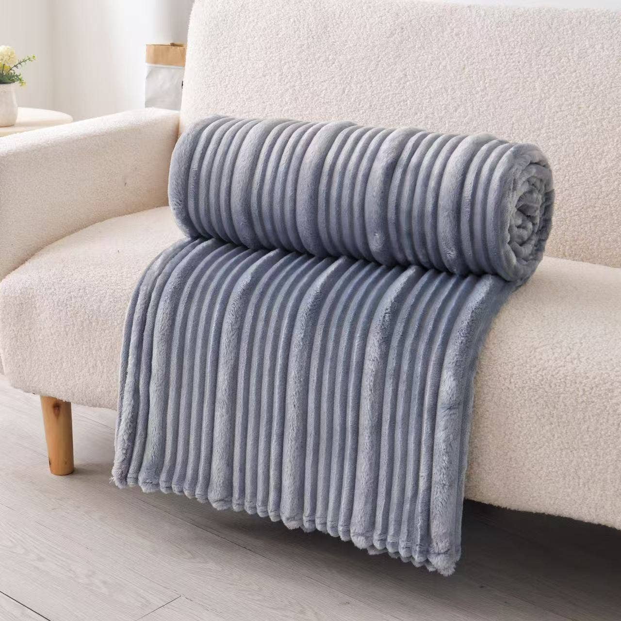 Ultra Soft Ribbed Blanket