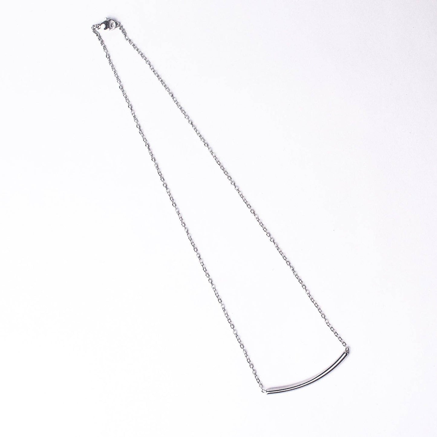 Curved Bar Necklace in Silver