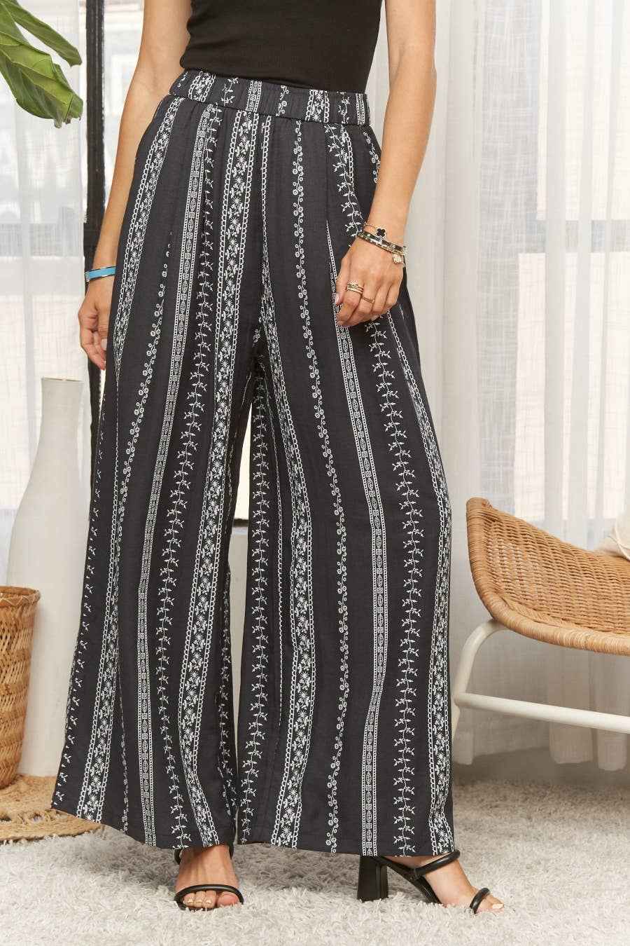 Madelyn - WIDE LEG PATTERNED PANTS- LEP4091